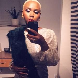 Meet your Posher, Lorraine